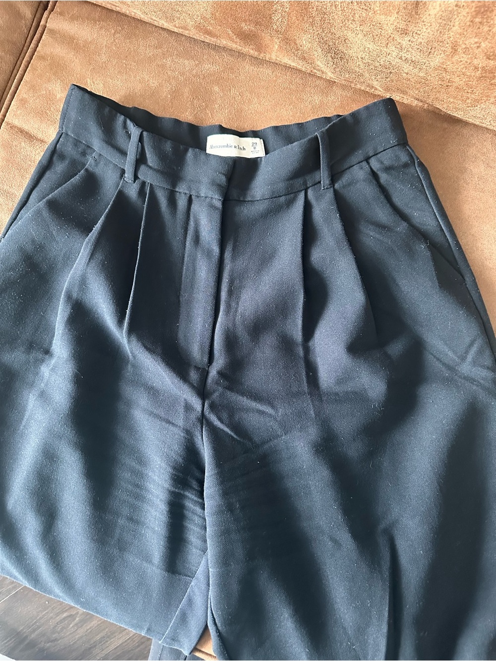 Abercrombie Women’s Black Sloane Tailored Wide Leg Pants - W29